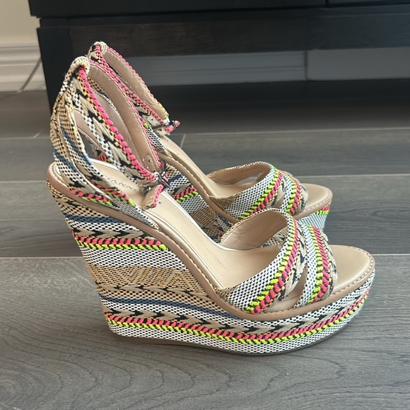 Gianni Bini Multicoloured Ankle Strap Platform Wedge Boho Sandals Women Size 7.5 - Picture 17 of 17